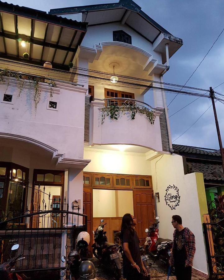Glory Homestay Yogyakarta Dış mekan fotoğraf