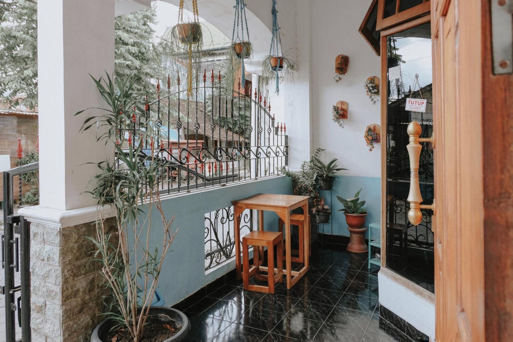 Glory Homestay Yogyakarta Dış mekan fotoğraf