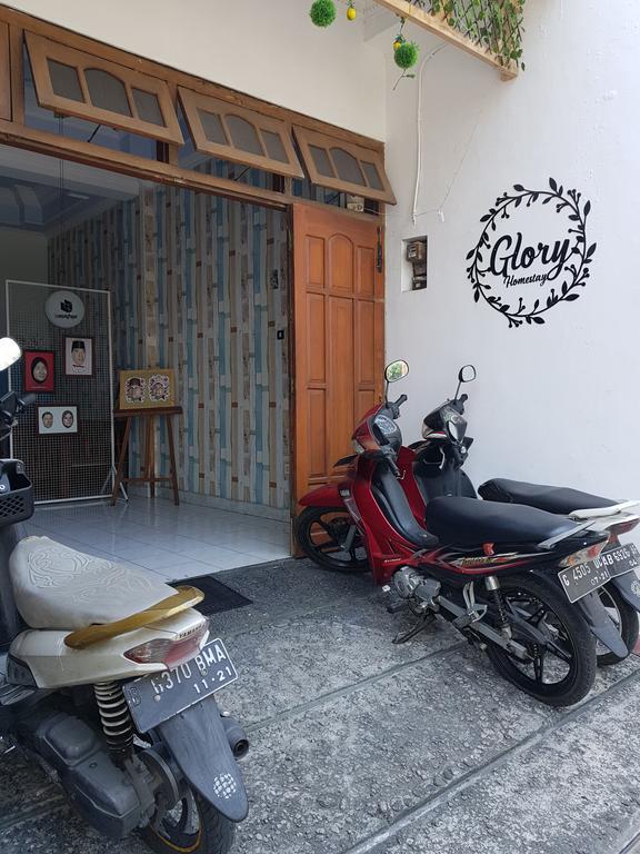 Glory Homestay Yogyakarta Dış mekan fotoğraf